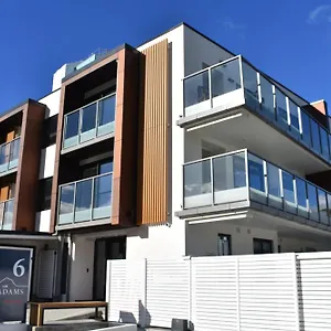 Aparthotel 6 On Adams, Mount Maunganui